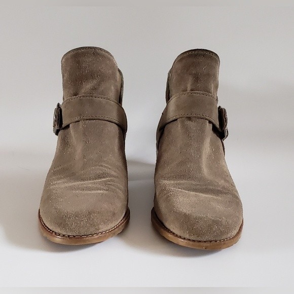 Stuart Weitzman Women's Brown Suede Ankle Boot Size 7.5 M - Picture 2 of 11